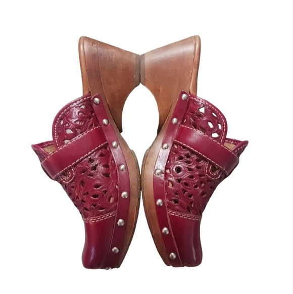 NAYA Hyacinth Clog Laser Cut Leather Wooden Heel size 6.5 - Picture 2 of 8